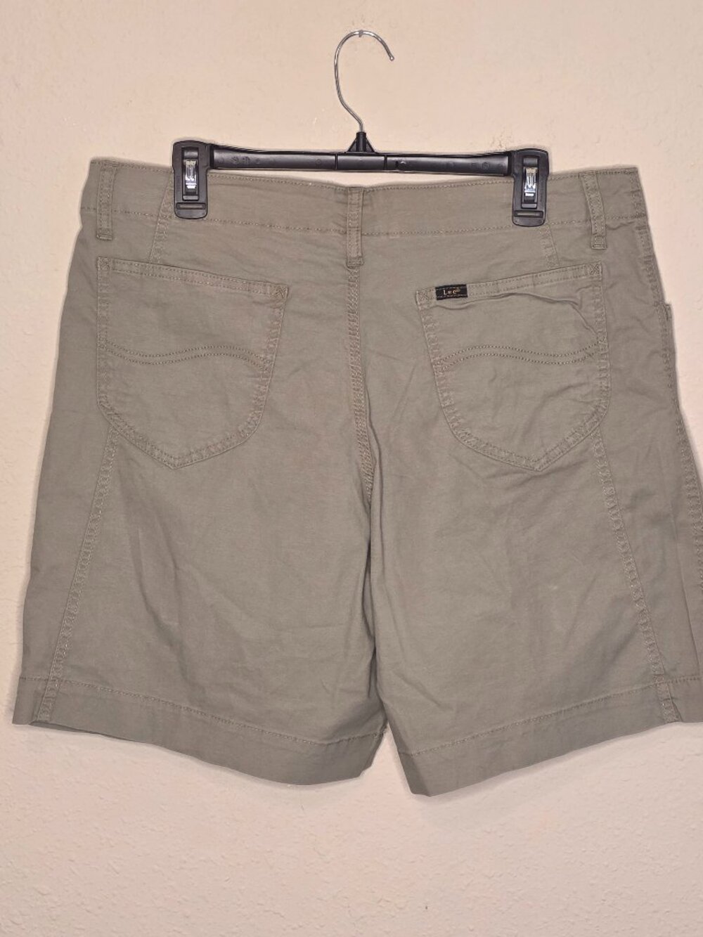 NWT Lee 8" Bermuda Women's Shorts, Size 14 - Picture 2 of 10